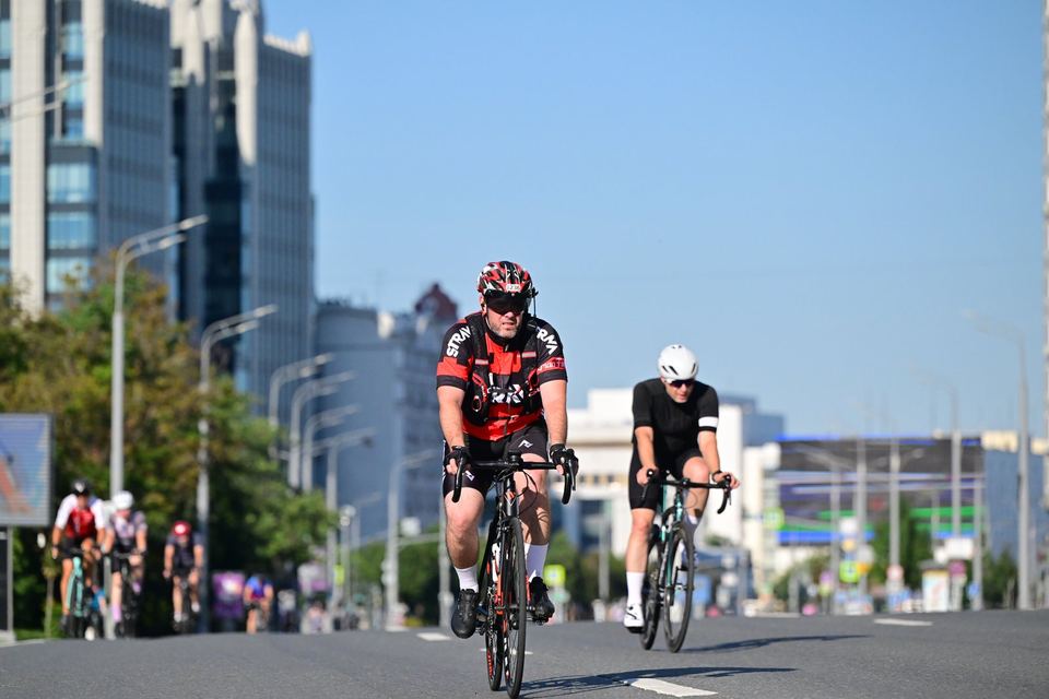 Фото 2a4590a0459949aa87382283e5c23a75 с события Cyclingrace Вечернее Садовое