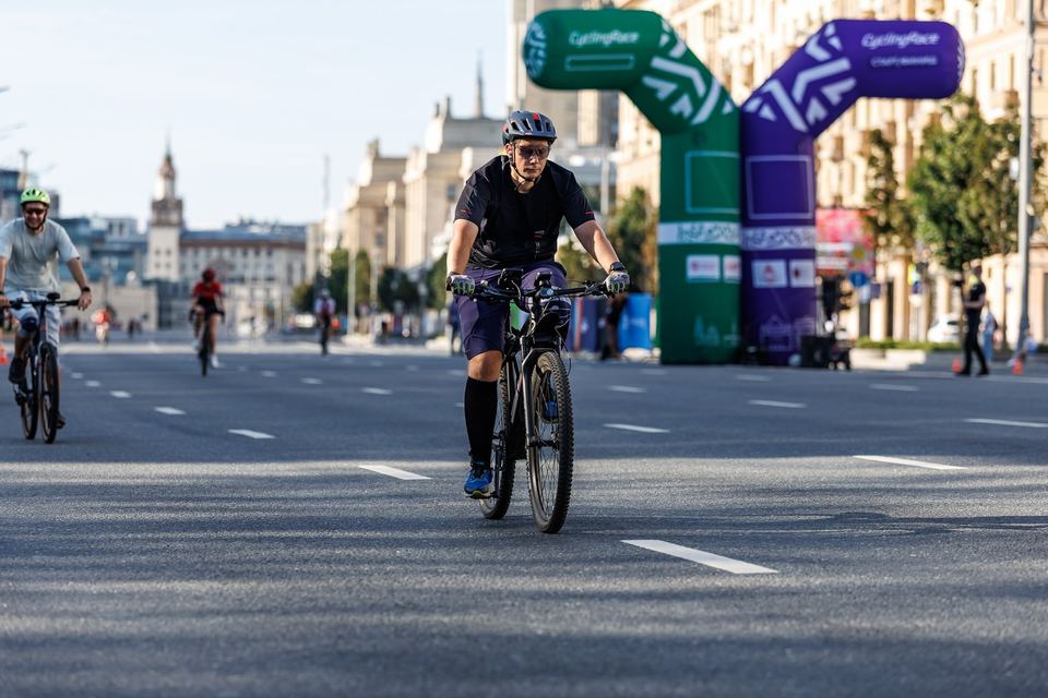 Фото f56a7cd0570842819630f5c586584eaa с события Cyclingrace Вечернее Садовое