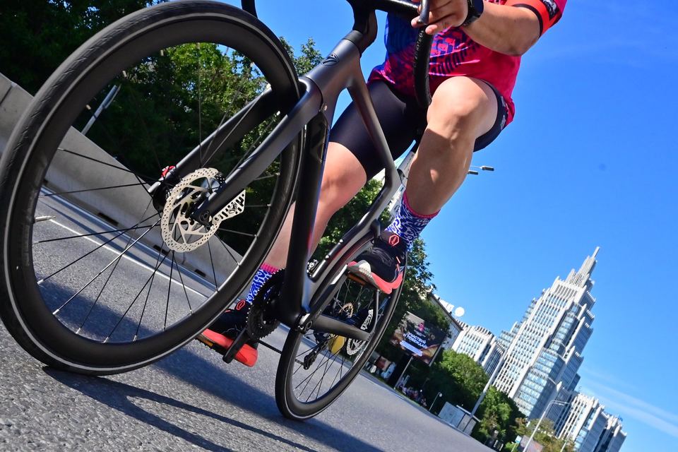 Фото 6175b0fdc38e4b009d874f34ee246294 с события Cyclingrace Вечернее Садовое