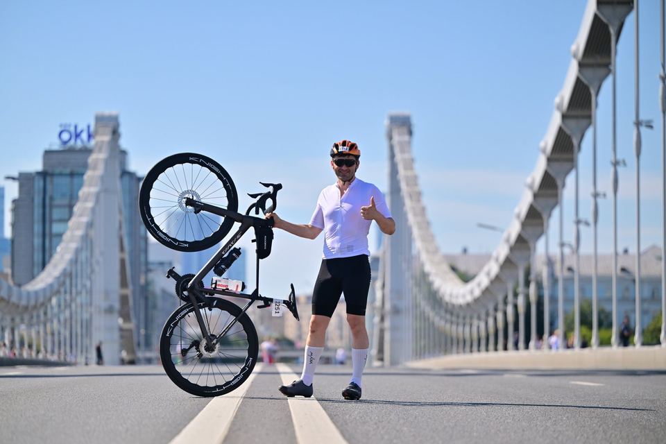 Фото 709e12eeccd545559e1ee2ab24cd47a0 с события Cyclingrace Вечернее Садовое