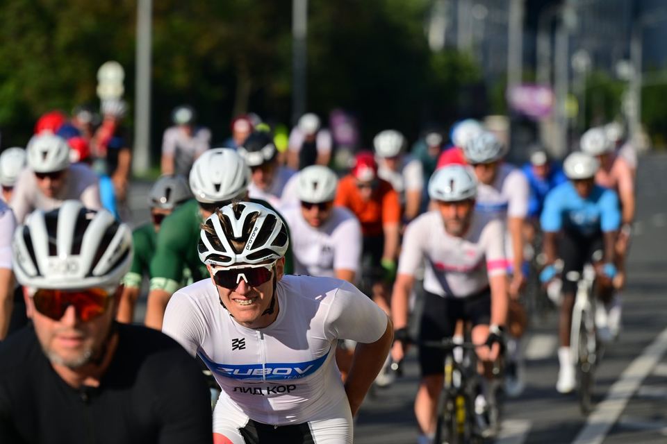 Фото a81fe2f5cc0047d4a06f3edaa5273937 с события Cyclingrace Вечернее Садовое