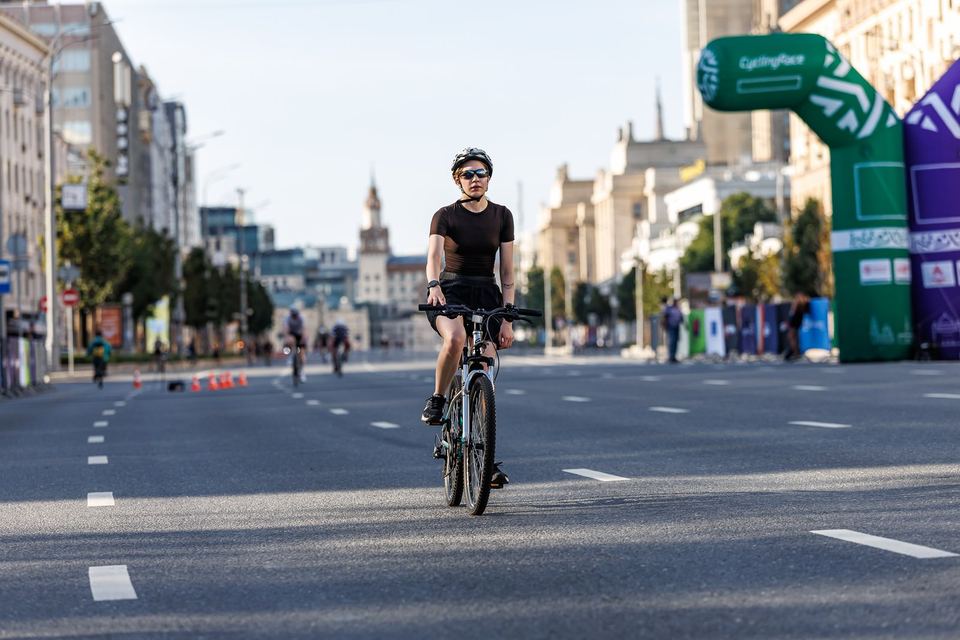 Фото 3217cc1bd05547cd8b0894efaa4c1066 с события Cyclingrace Вечернее Садовое