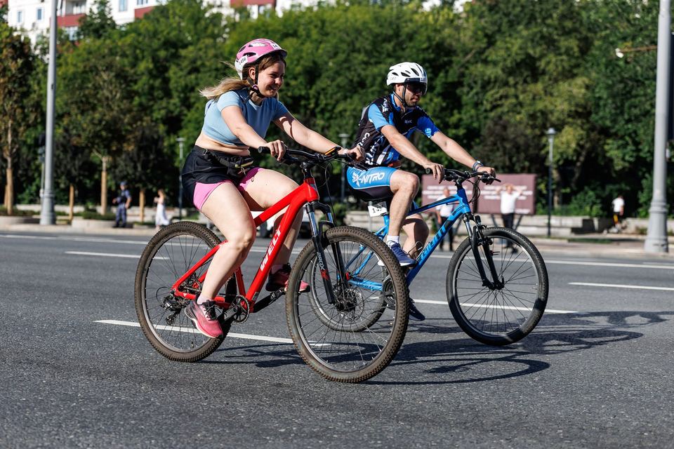 Фото c4f415838099459eafbbb91a909c18c3 с события Cyclingrace Вечернее Садовое