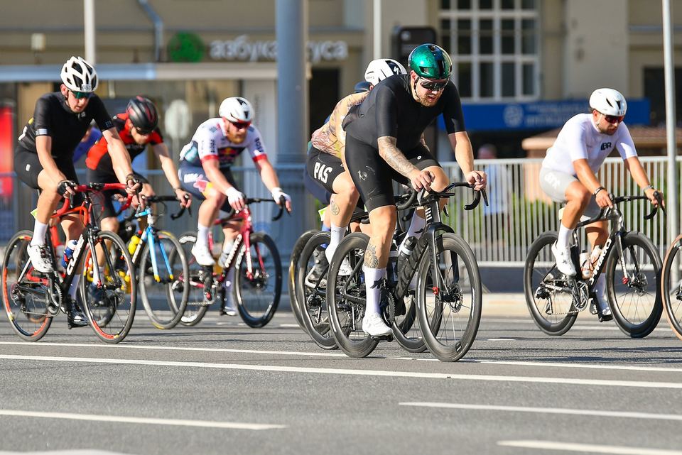 Фото 06328f3d9d51486c9c877f9abb692923 с события Cyclingrace Вечернее Садовое