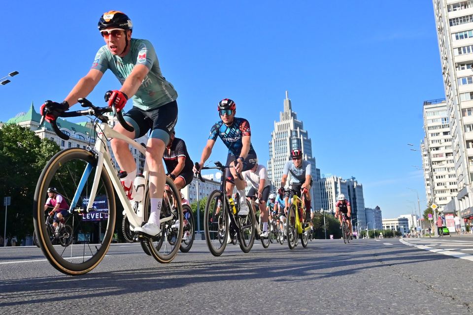 Фото 0b325526bf8f4e47bd0821cc47ef667f с события Cyclingrace Вечернее Садовое