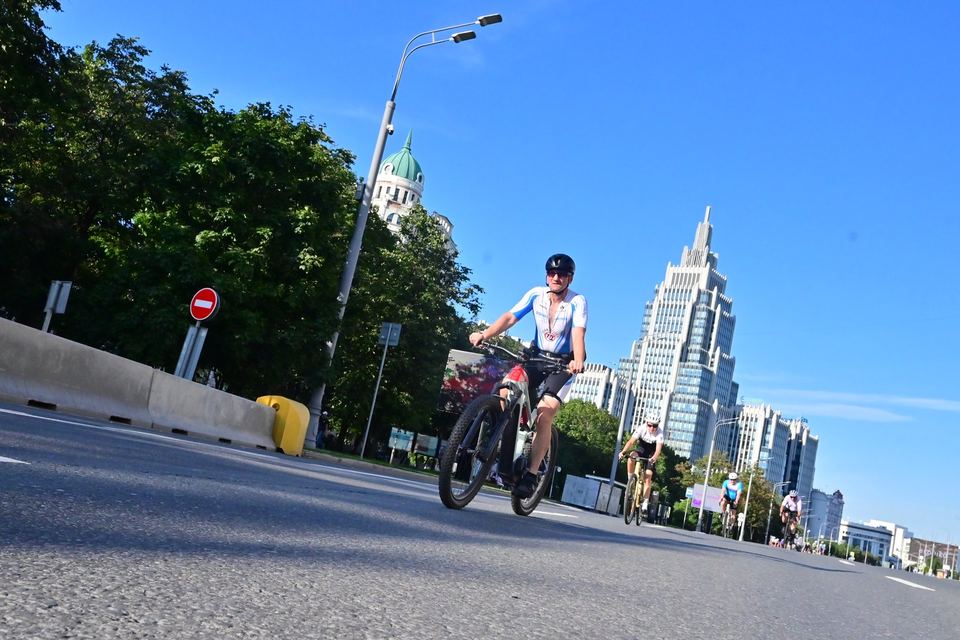 Фото b4510bb089154650897f2617b57d7b0a с события Cyclingrace Вечернее Садовое