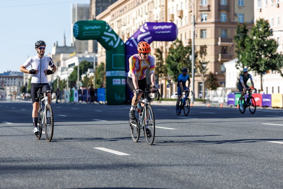 Фото 63efb43af8a54612a102ccb4e87fedc7 с события Cyclingrace Вечернее Садовое