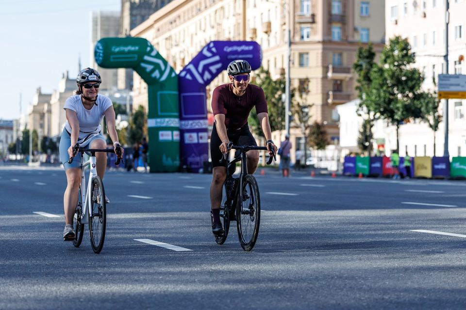 Фото e0e9a8f4a75247f9bb37b935ba805616 с события Cyclingrace Вечернее Садовое