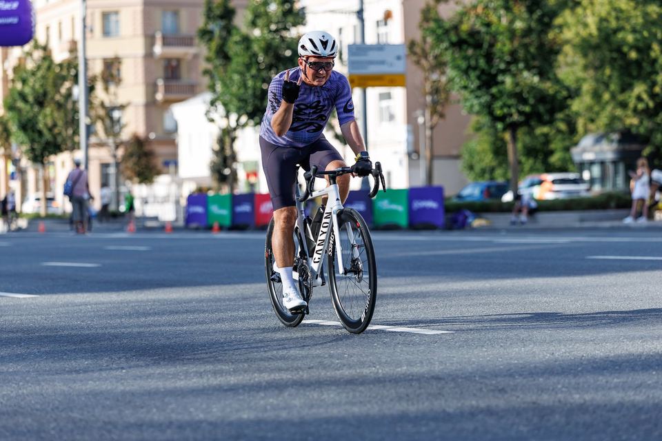Фото 88f5a979bffd4593bfcfd6e12433d615 с события Cyclingrace Вечернее Садовое
