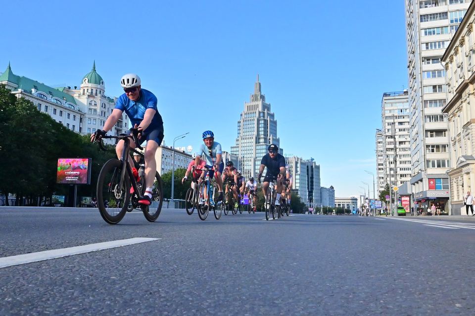 Фото ac1e5eb0b34b41f7b09c6d315f589d13 с события Cyclingrace Вечернее Садовое