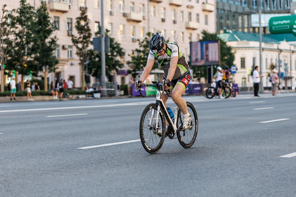 Фото f3bbd3b653fb4bf59539ec592e580ca7 с события Cyclingrace Вечернее Садовое