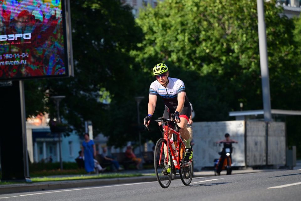 Фото e37b22a56d8d4e7994d98fa60af76bf5 с события Cyclingrace Вечернее Садовое