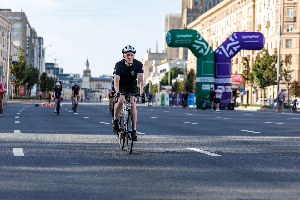 Фото 62880cf4c1634001a117a3c2656913ed с события Cyclingrace Вечернее Садовое