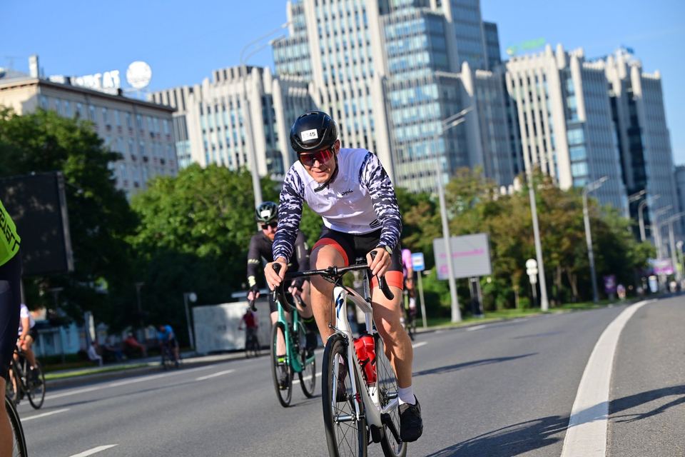 Фото 729a1ea26bdc422a8af83e59c0f21301 с события Cyclingrace Вечернее Садовое
