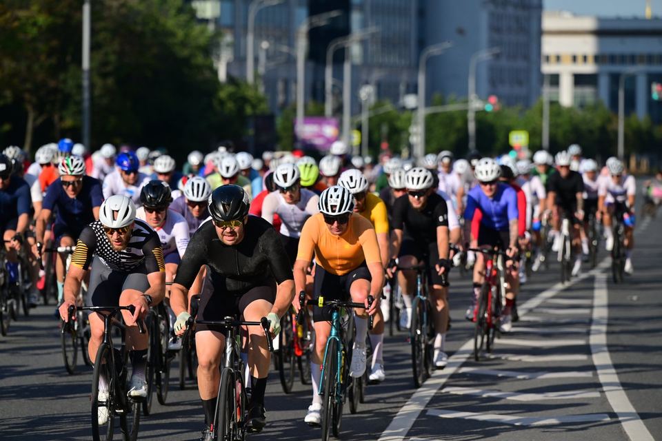 Фото 8b9a1e7c67c548d98ccbc2a6e99c374e с события Cyclingrace Вечернее Садовое