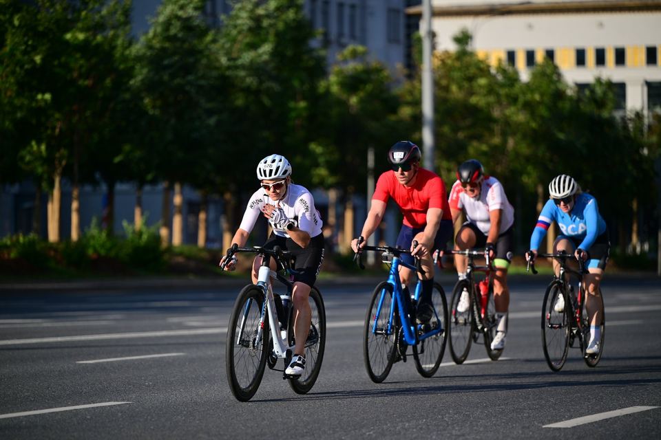 Фото 2175ff4cc12c4abdb1b9202ec9adb470 с события Cyclingrace Вечернее Садовое