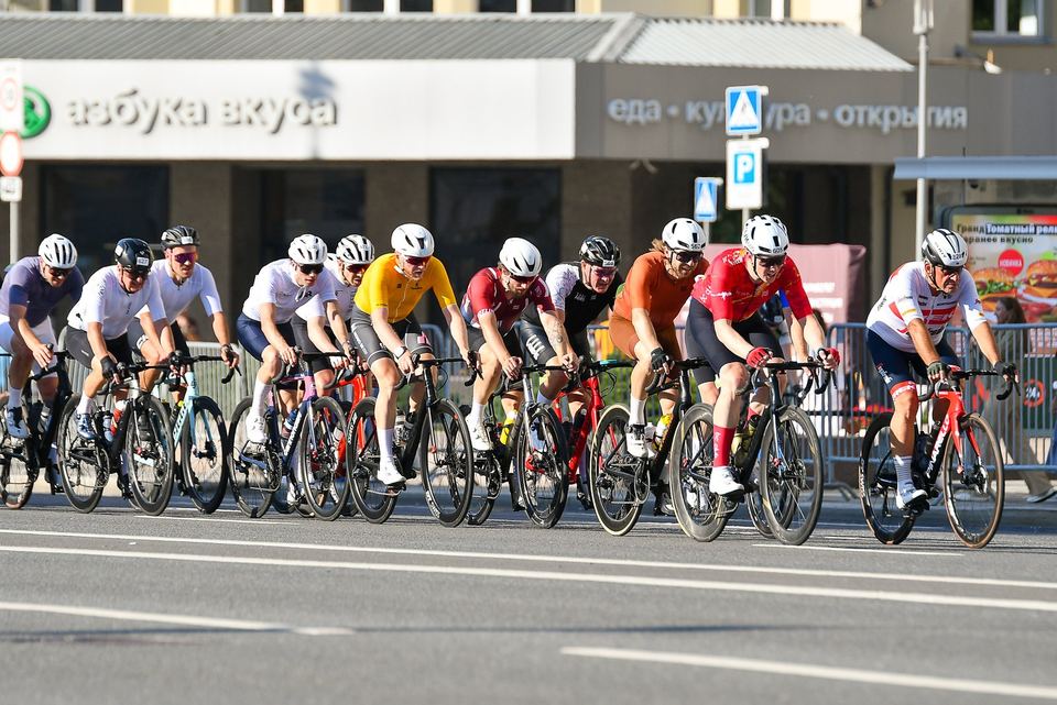 Фото 69748d449dc842dca23ca9f5e4094612 с события Cyclingrace Вечернее Садовое