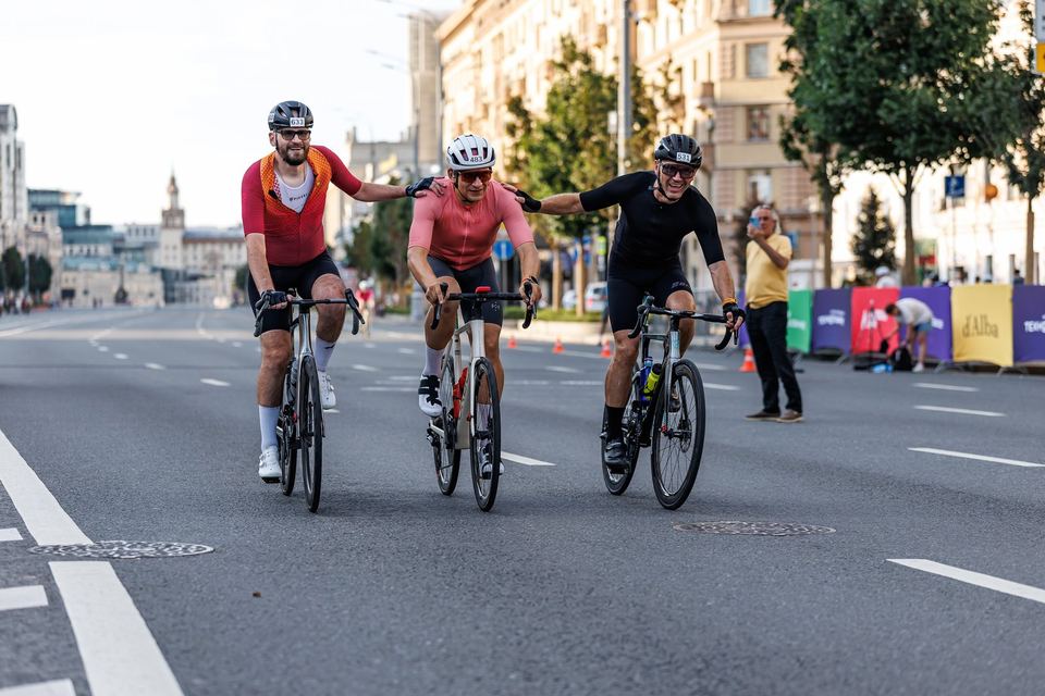 Фото e34699b505dd4819a7d0d55e9ae6bfd9 с события Cyclingrace Вечернее Садовое