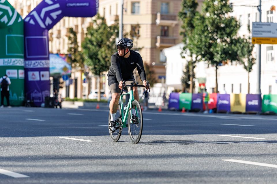 Фото 221ca6b15aec4efaab697ce5e61929b8 с события Cyclingrace Вечернее Садовое