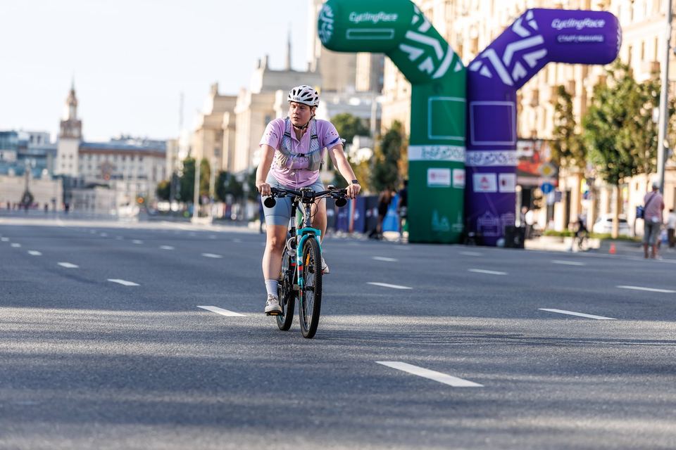 Фото 422e17954b3343bfa1b4db705288913f с события Cyclingrace Вечернее Садовое