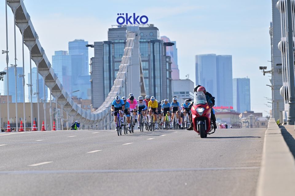 Фото 144e2f374f6147c287f0a4a3993e9093 с события Cyclingrace Вечернее Садовое