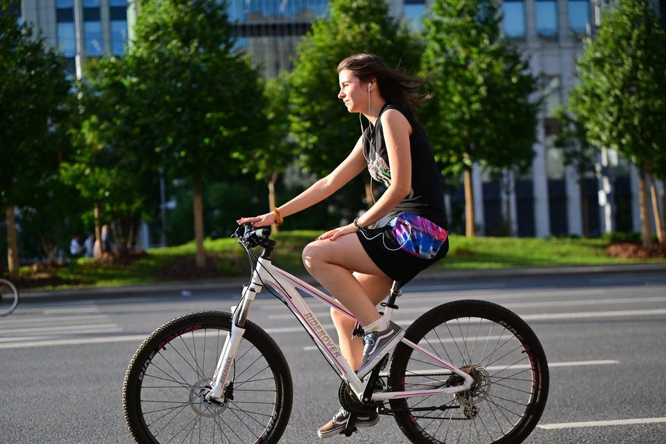 Фото b22deed857e44c068a8f0abb24cd2472 с события Cyclingrace Вечернее Садовое