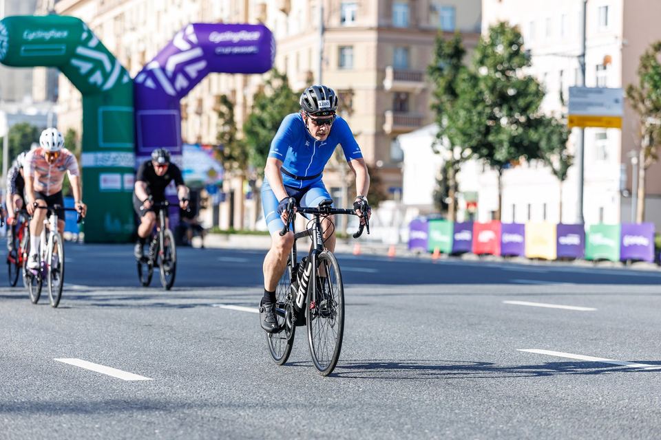 Фото b2dbb4ab768a4954a492ae7d21baaa82 с события Cyclingrace Вечернее Садовое
