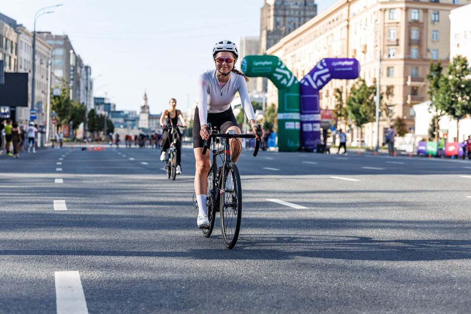 Фото 8d229a99cabe426bb7b70963afc5b761 с события Cyclingrace Вечернее Садовое