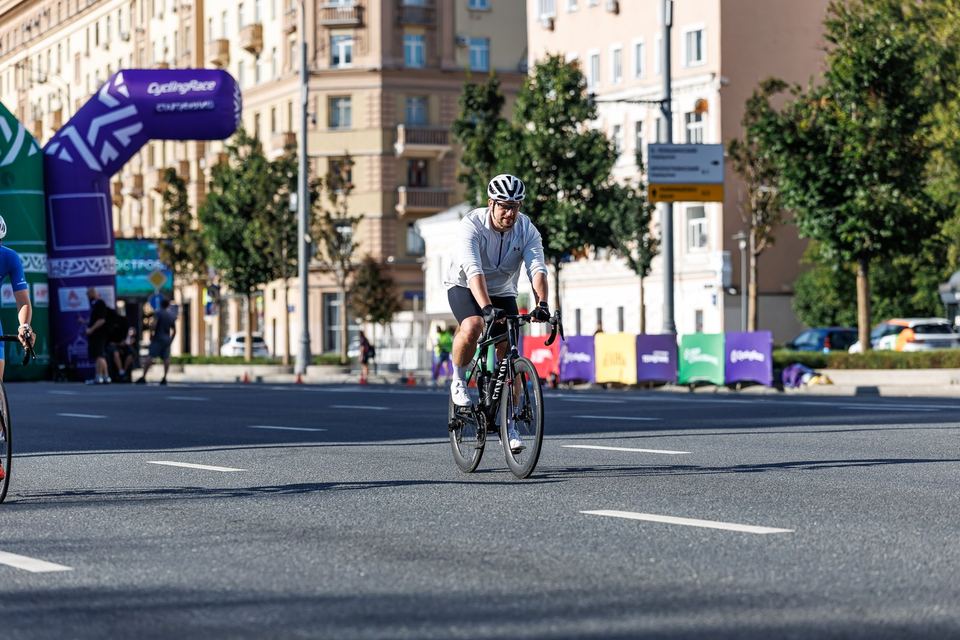 Фото dbc2a8122c9a4bc78ef94eaaab60f0f4 с события Cyclingrace Вечернее Садовое