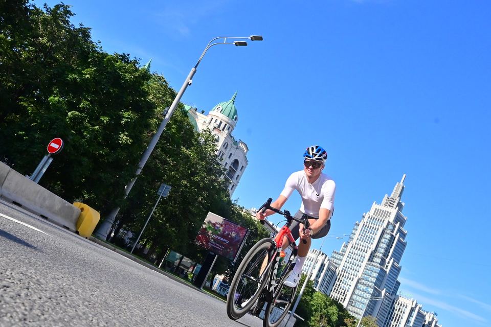 Фото 5d4c8be5a2804ccc81c8a642ff55cec1 с события Cyclingrace Вечернее Садовое