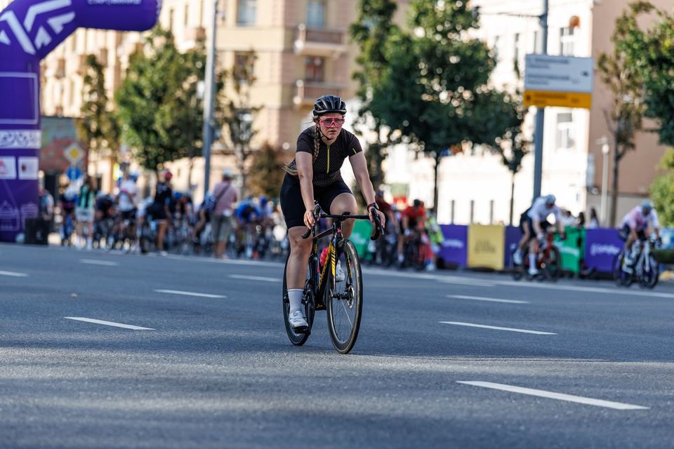 Фото 3a7bebb23e4649069cd8d9684afdddfc с события Cyclingrace Вечернее Садовое
