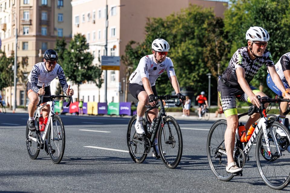 Фото 72d13ef3c1894a2c9e6fe84a32b7422d с события Cyclingrace Вечернее Садовое