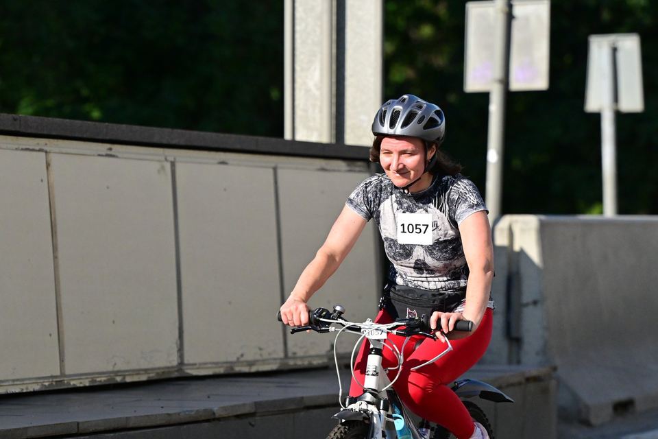 Фото 233d93fafd194b66bc539b5e0c43a6df с события Cyclingrace Вечернее Садовое