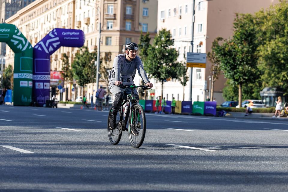 Фото ac3fa5bc15af42d1b22d733fee25fb66 с события Cyclingrace Вечернее Садовое