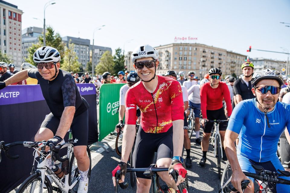 Фото 9c068a3c3637422082d072f0079a3ca2 с события Cyclingrace Вечернее Садовое