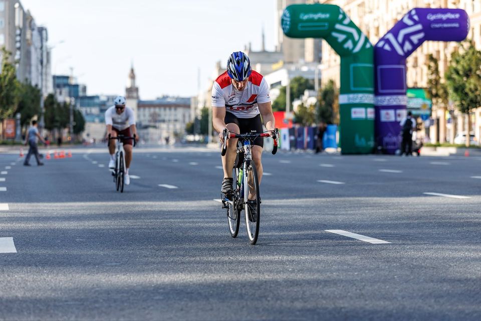 Фото 9e06103db6484ad6a1e9b2a40994eccf с события Cyclingrace Вечернее Садовое