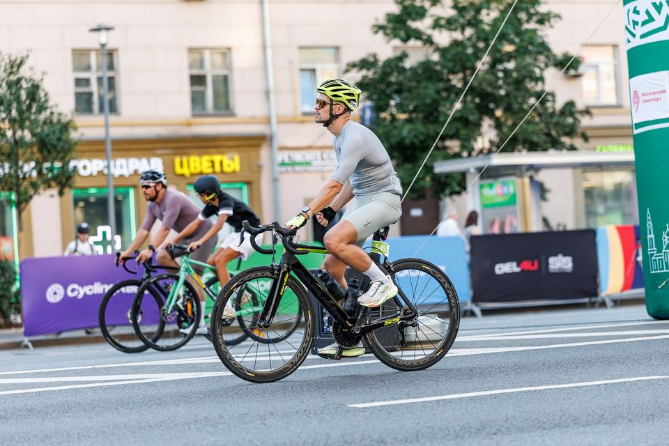 Фото 1c449c0d063847fbb50c4d4579f393ac с события Cyclingrace Вечернее Садовое