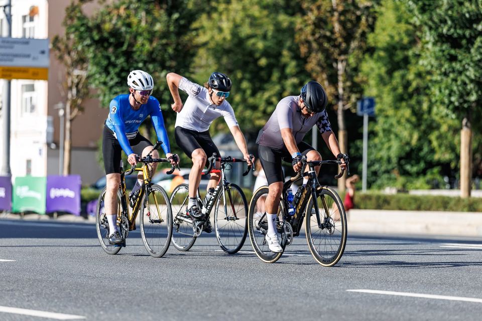 Фото 13b9d5cbb1194d438b00c379f38480aa с события Cyclingrace Вечернее Садовое
