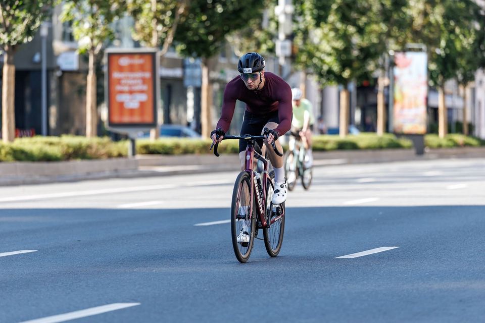 Фото 5e9ba1975ee84ead9c3d64576dfbf7bd с события Cyclingrace Вечернее Садовое