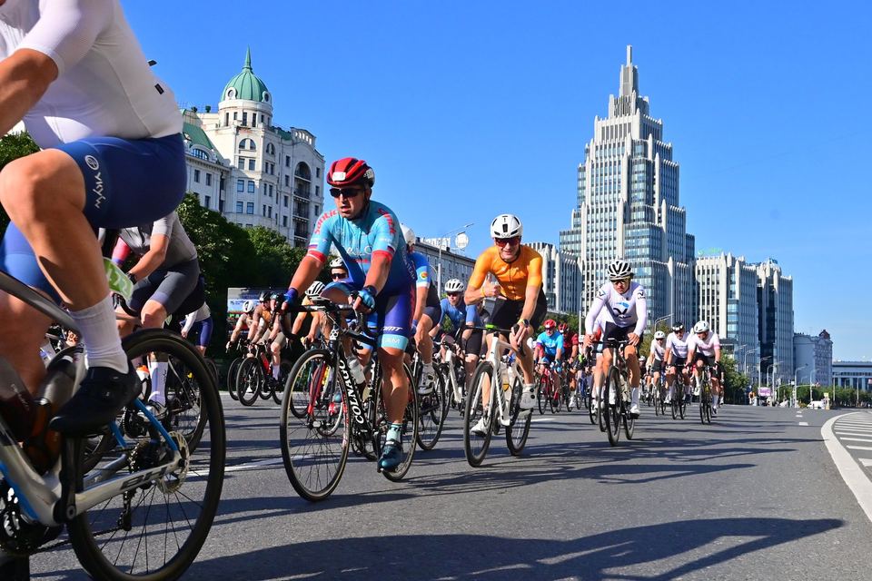 Фото 0574b059ceda4c03b5f98e2f0ec8bf7a с события Cyclingrace Вечернее Садовое