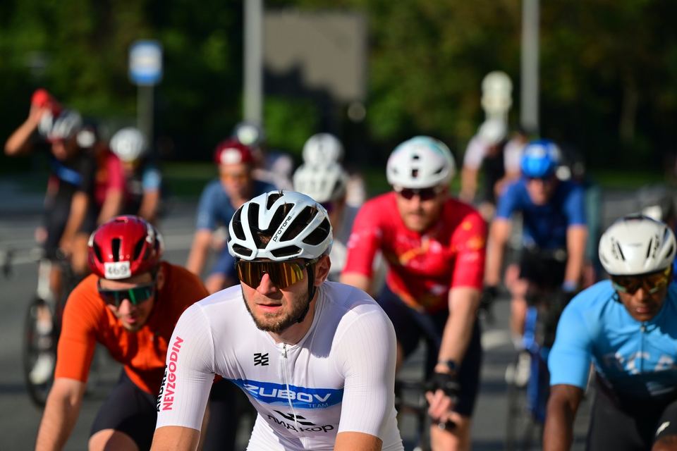 Фото eb47e4ca5aa94cd0966ebbc88777bd8f с события Cyclingrace Вечернее Садовое