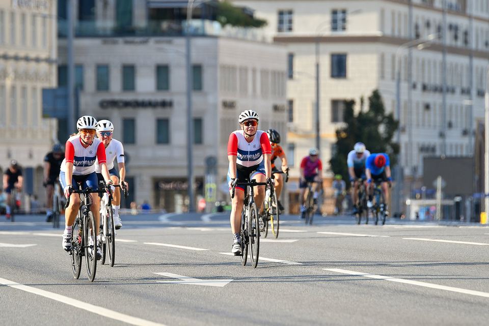 Фото af3366f50cca440689ea66d8fdbb5470 с события Cyclingrace Вечернее Садовое