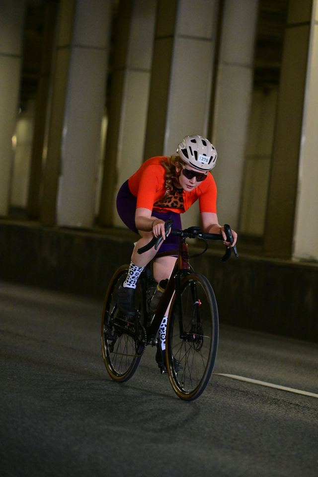 Фото ea16ecd4c2e3458f8df2c1b8de2274d0 с события Cyclingrace Вечернее Садовое