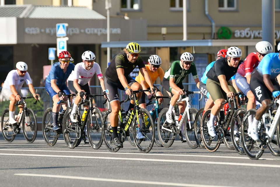 Фото f4dbba3efa024e43ae23a03995d4d26d с события Cyclingrace Вечернее Садовое