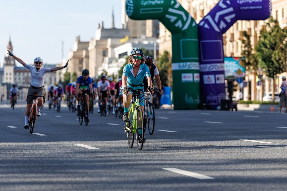 Фото f3c5b7d4c1ad4ddd94347cdc8fab1b6a с события Cyclingrace Вечернее Садовое