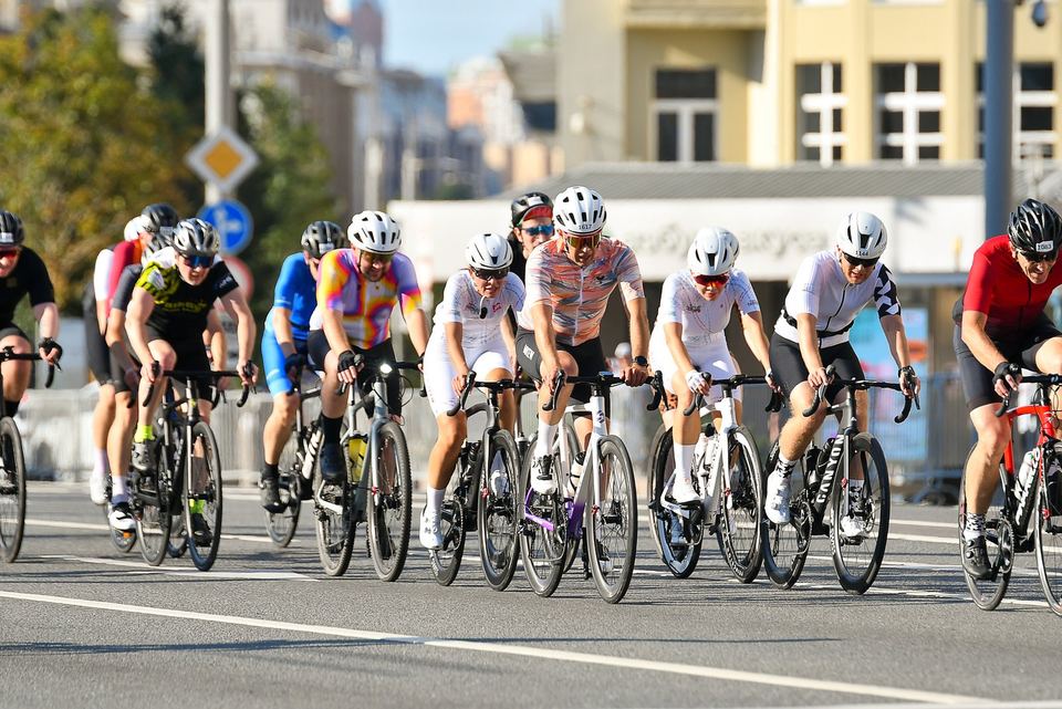 Фото 4a19f3338eed49938834a445560194d0 с события Cyclingrace Вечернее Садовое