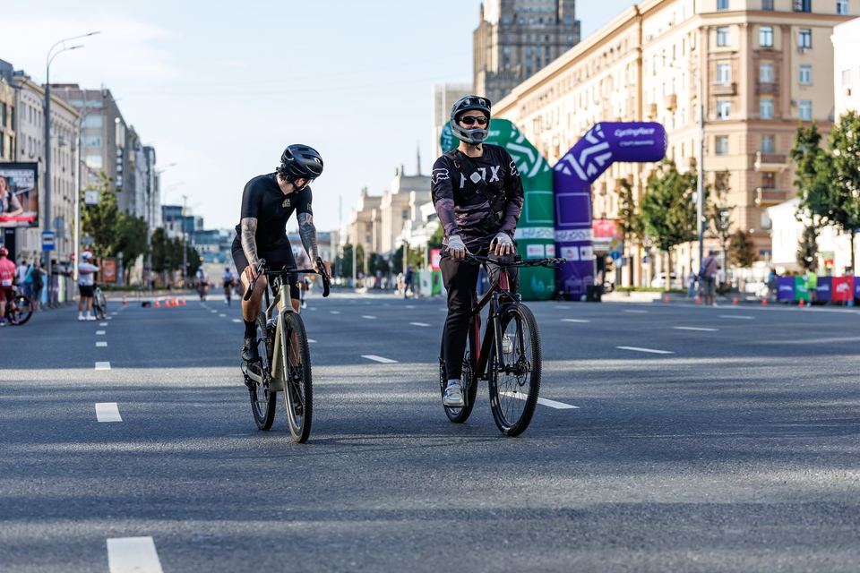 Фото 9556aa469fed4c3083f2e7898bf6eda2 с события Cyclingrace Вечернее Садовое