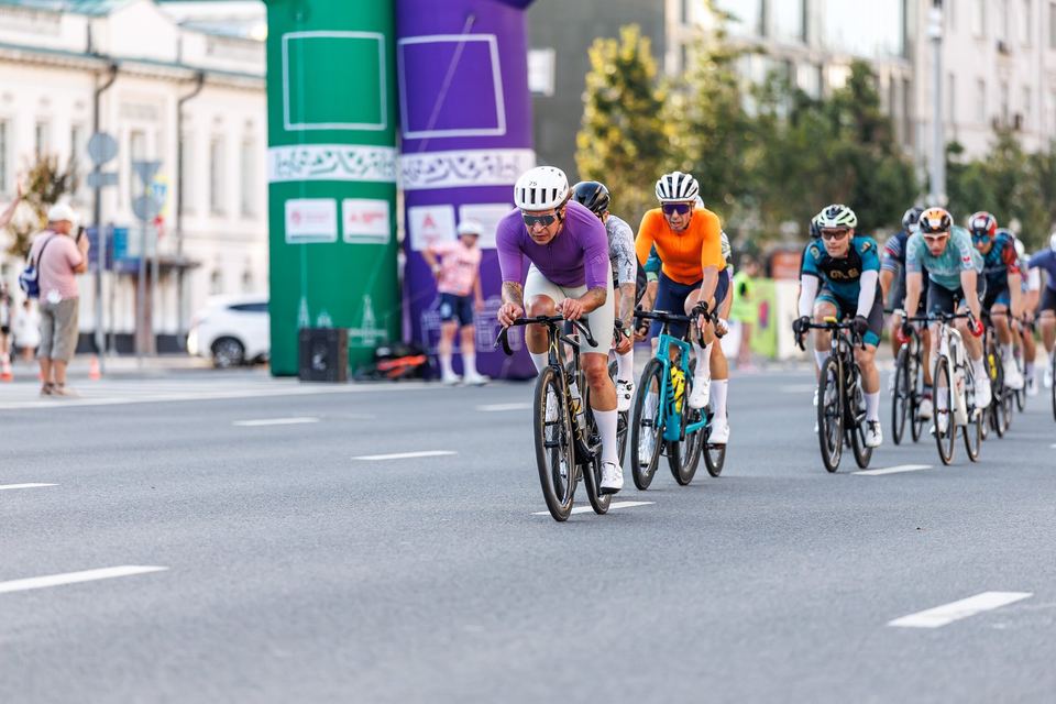 Фото b0875966f2b3474c841bc5c0a0fe7f26 с события Cyclingrace Вечернее Садовое
