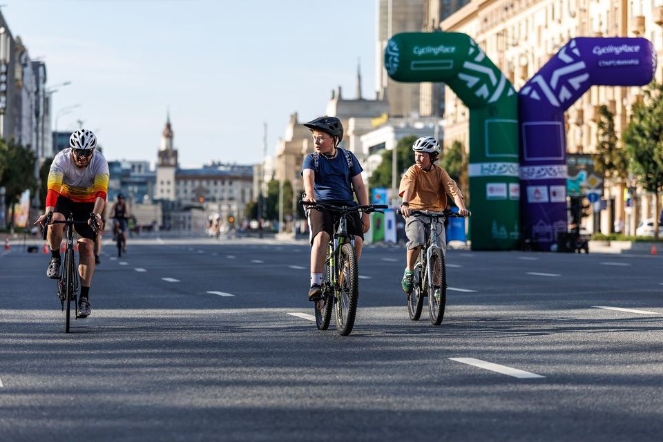 Фото 7b856a4b4c1f4276b4cedf970e03a633 с события Cyclingrace Вечернее Садовое