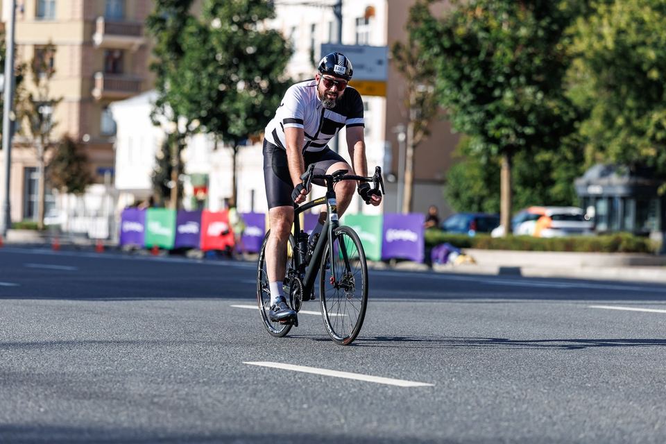 Фото 7dc705c9ffd5443d8dd1f579ee6dd0fa с события Cyclingrace Вечернее Садовое